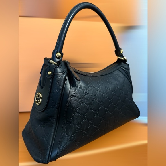 GUCCI Guccissima Leather Scarlett Hobo Bag EUC - Picture 14 of 16